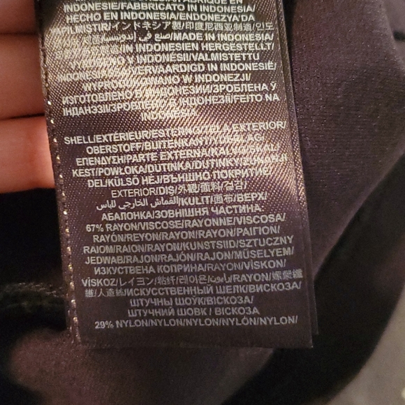 Guess mini skirt - Picture 5 of 6